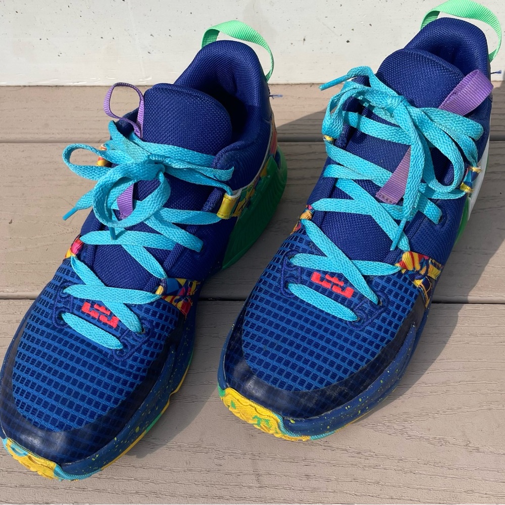 Nike Kids Lebron Witness VII Kaleidoscope Sneakers